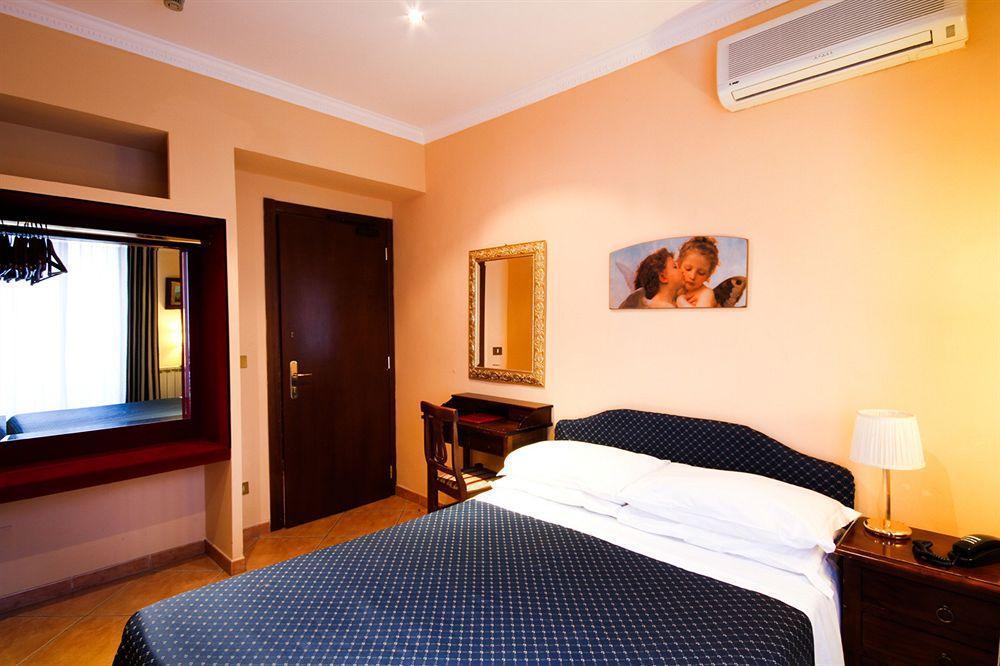 Hotel Caracciolo Rom Exteriör bild